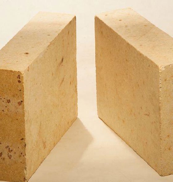 Ladrillos Refractarios<br />

